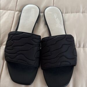 Sanctuary Black Quilted Slide Sandals NWT never worn!